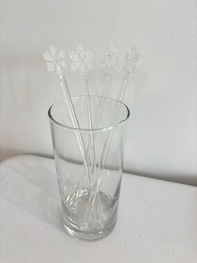 SET OF FOUR clear Glass snowflake topped cocktail stir sticks swizzle sticks